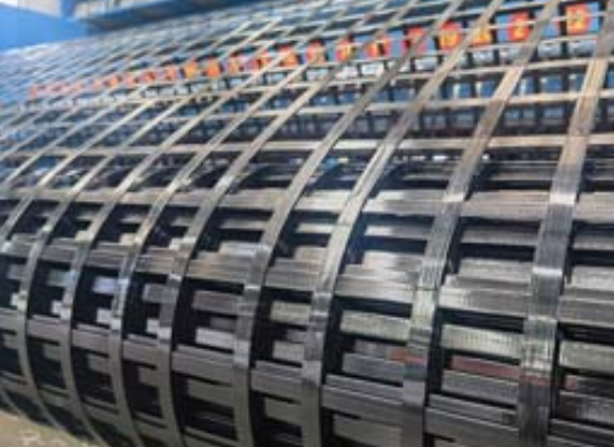 曲周钢塑土工格栅：基建“隐形脊梁”的绿色智造与长寿命进化论